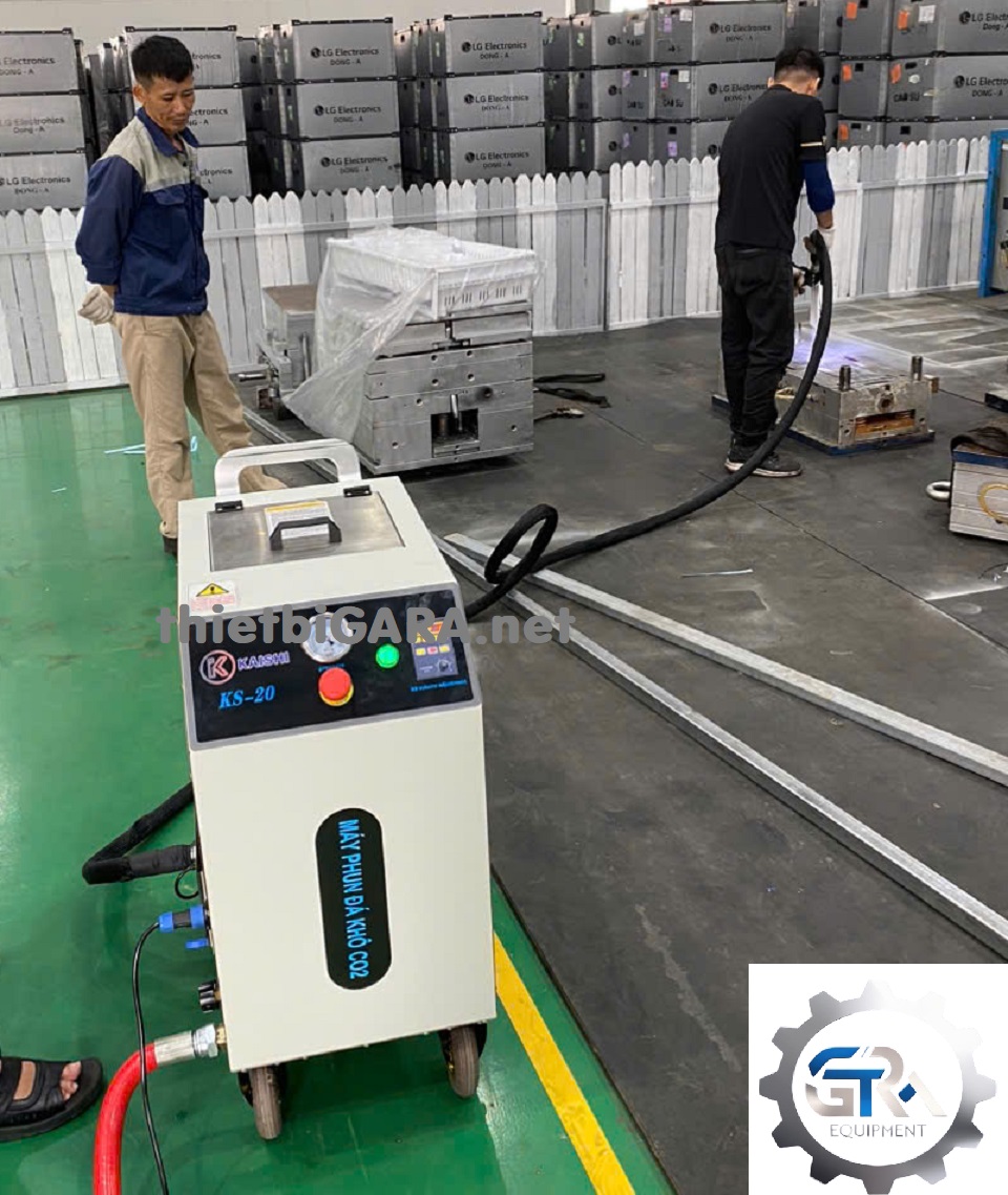 ks20 máy phun đá co2 vệ sinh vết bẩn